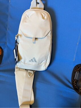 adidas Essentials 3 Sling in Wonder Sage Green